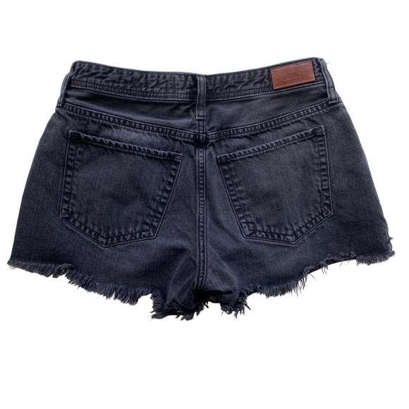 ✅Hollister Womens Jean Shorts Size 11 30 Black High Rise Mom Short 3” Distressed - Picture 2 of 9